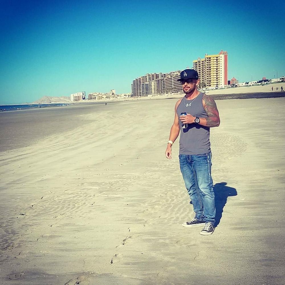 Meet your Posher, Claudio